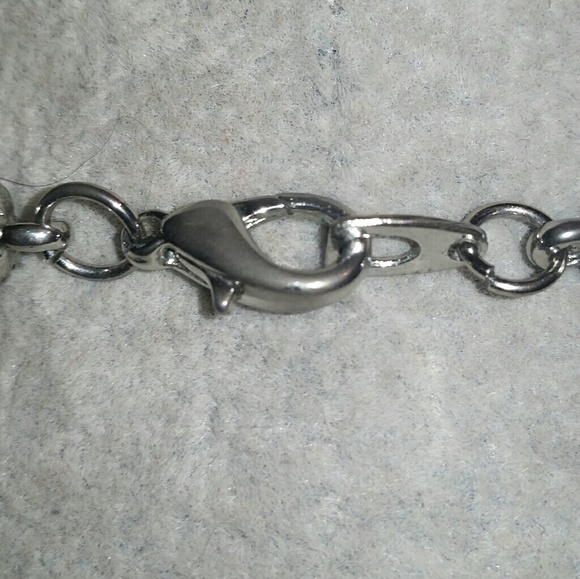 Silver, 5 Multi-Chain, Pearl & Textured Silver Squ - Picture 5 of 5